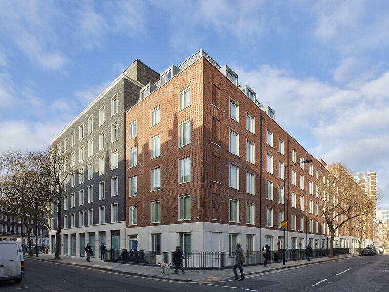 Apartmentcomplex Cartwright Gardens located in London, United Kingdom