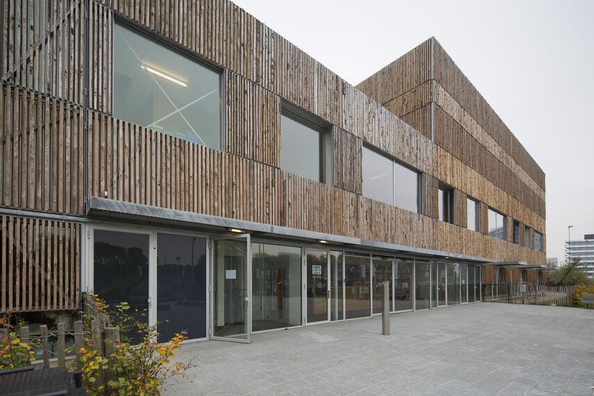 SlimLine 38 Windows - Boarding school Children's Campus Zuidas located in Amsterdam, The Netherlands