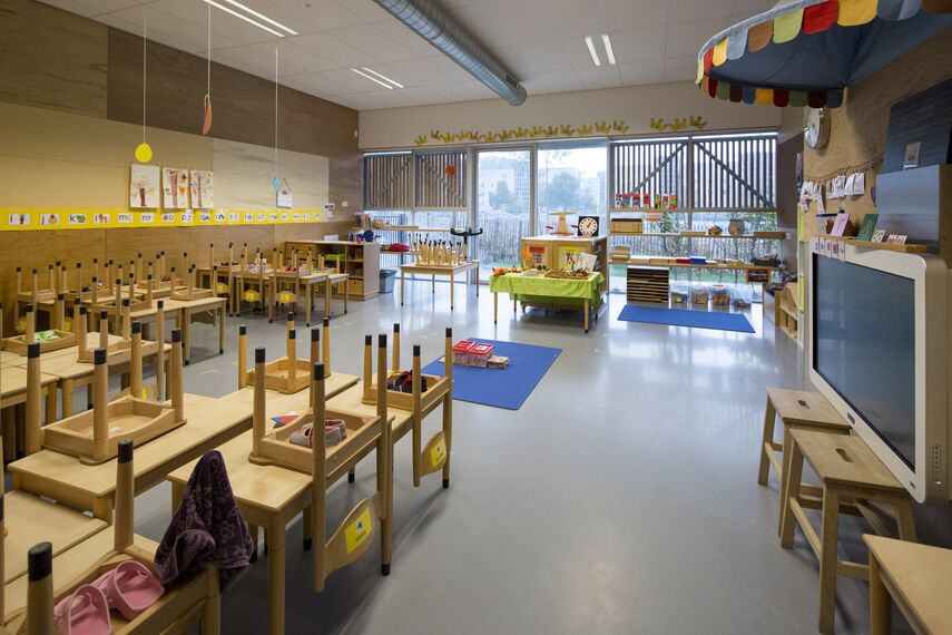 SlimLine 38 Fenêtres - Boarding school Children's Campus Zuidas situé à Amsterdam, les Pays-Bas