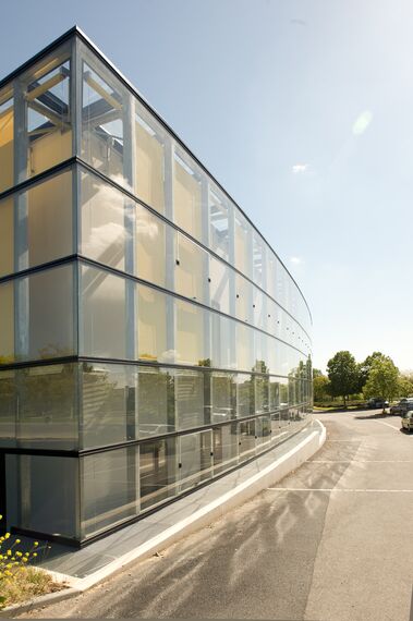 ThermoSystem 57 Fenêtres et CW 50-FV Murs rideaux - College/University University 'Ecole Normale Supérieure de Cachan' (ENS) situé àFrance