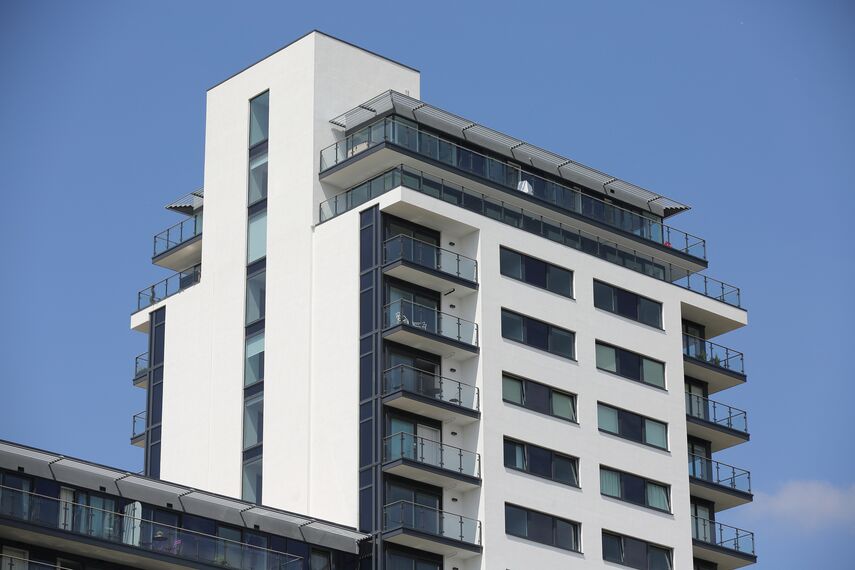 CS 38-SL Systèmes annulés, ConceptSystem 77 Fenêtres, ConceptPatio 130 Coulissants, Vision 50 Portes et ConceptWall 50 Murs rideaux - Complexe immobilier Paynes & Borthwick situé à London, Royaume-Uni