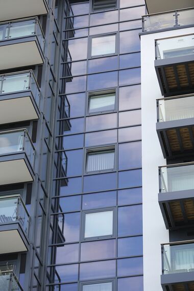 CS 38-SL Systèmes annulés, ConceptSystem 77 Fenêtres, ConceptPatio 130 Coulissants, Vision 50 Portes et ConceptWall 50 Murs rideaux - Complexe immobilier Paynes & Borthwick situé à London, Royaume-Uni