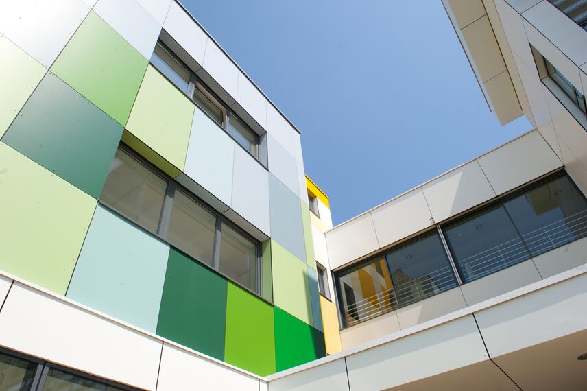 ConceptDoor 50 Portes, BriseSoleil 100 Brise Soleil et XS 50 Fenêtres - Boarding school Lycée Agricole LAVAL (boarding school) situé àFrance