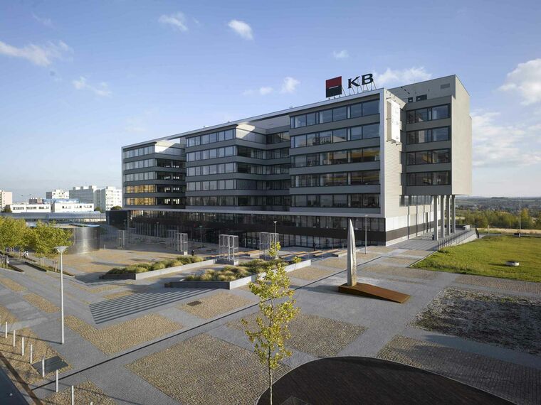 CS 86-HI (c) Cancelled Systems and ConceptWall 50 Façades - Západní město - City West - Office Building located in Prague, Czech Republic