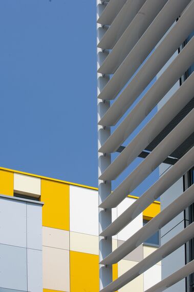 ConceptDoor 50 Portes, BriseSoleil 100 Brise Soleil et XS 50 Fenêtres - Boarding school Lycée Agricole LAVAL (boarding school) situé àFrance