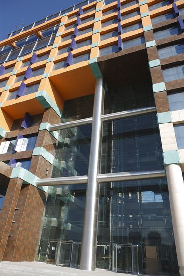 ConceptWall 50 Murs rideaux - Office building Shur Plaza situé à Baku, Azerbaïdjan