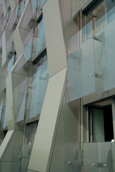 ConceptWall 60 Murs rideaux et CS 86-HI (c) Systèmes annulés - Complexe immobilier Apartments Famagosta situé à Milan, Italie