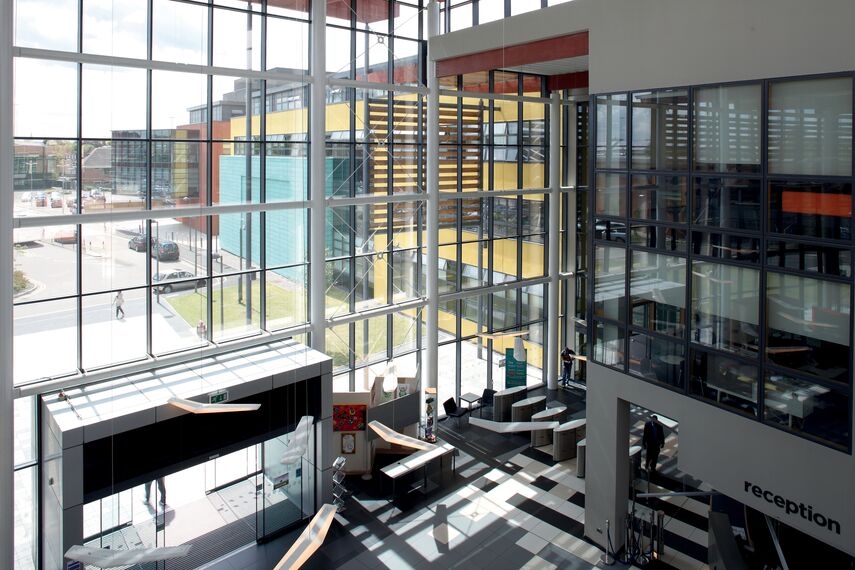 ConceptWall 50 Murs rideaux - College/University West Herts College situé à West Herts, Royaume-Uni