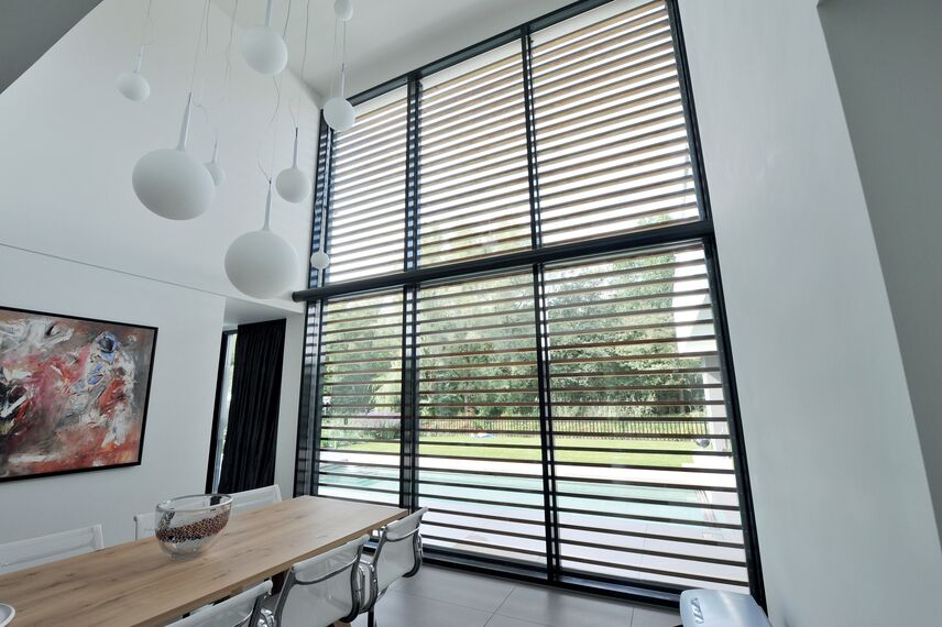 ConceptSystem 68 Portes et ConceptSystem 68 Fenêtres - Villa Oisterwijk situé à Oisterwijk, les Pays-Bas