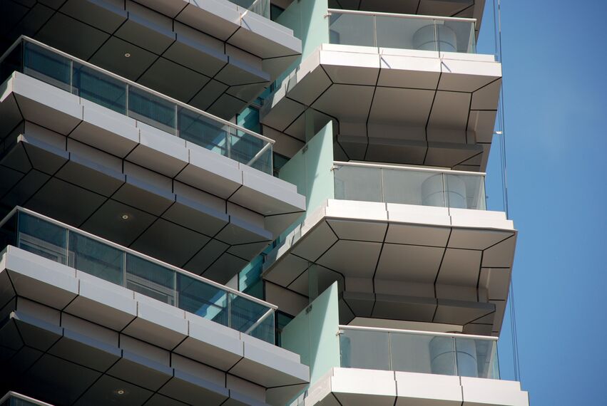 ConceptWall 50 Façades - Apartmentcomplex Bayside Residence located in Dubai, United Arab Emirates