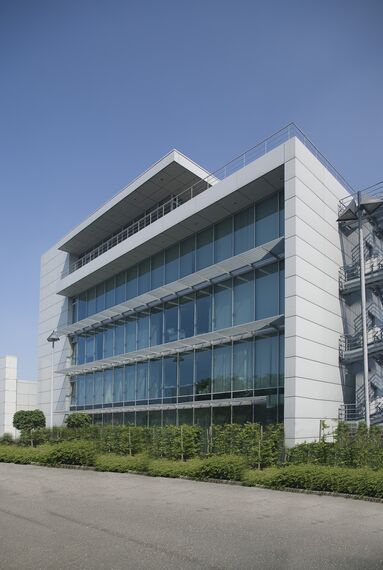 BriseSoleil 100 Brise Soleil et ConceptWall 50 Murs rideaux - Office building MSC situé à Antwerp, Belgique