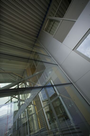 ConceptWall 50 Murs rideaux - Office building Vodovody a kanalizace situé à Hradec Kralove, République tchèque