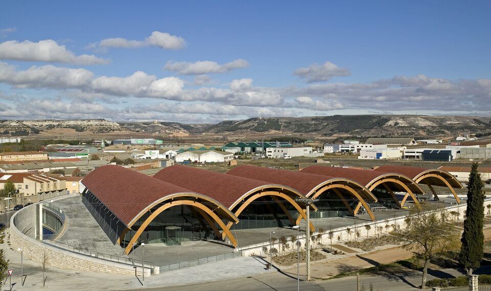 ConceptWall 50 Murs rideaux - Bodega/Wine cellar Bodegas Protos situé à Valladolid, Espagne