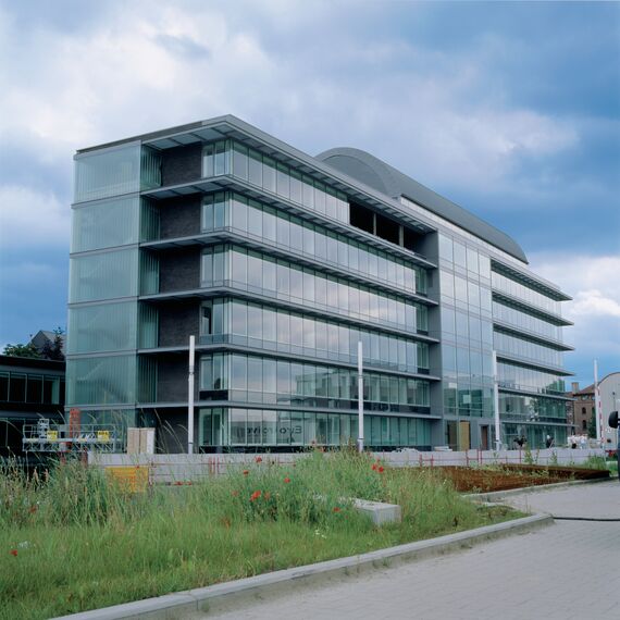 ConceptWall 50 Murs rideaux - De Zaat Office Building situé à Temse, Belgique