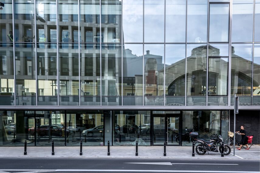 CW 50-HI Façades - The Nest located in Warsaw, Poland