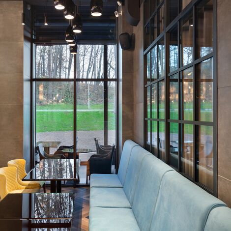 ConceptSystem 77 Fenêtres et CW 50-HI Murs rideaux - Park Art of Rest situé à Lviv, Ukraine