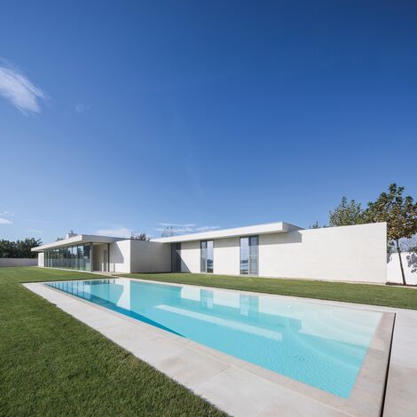 ConceptPatio 130 Coulissants, ConceptSystem 77 Fenêtres, ConceptSystem 77 Portes et ConceptWall 50 Murs rideaux - Villa Buftea Residence situé à Buftea, Roumanie