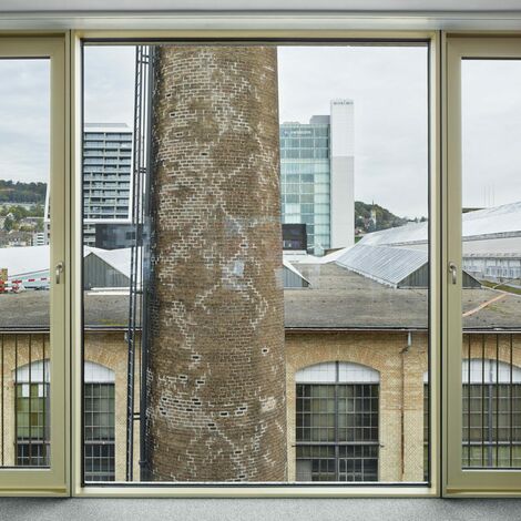 CW 65-EF Murs rideaux - Schiffbauplatz situé à Zürich, Suisse