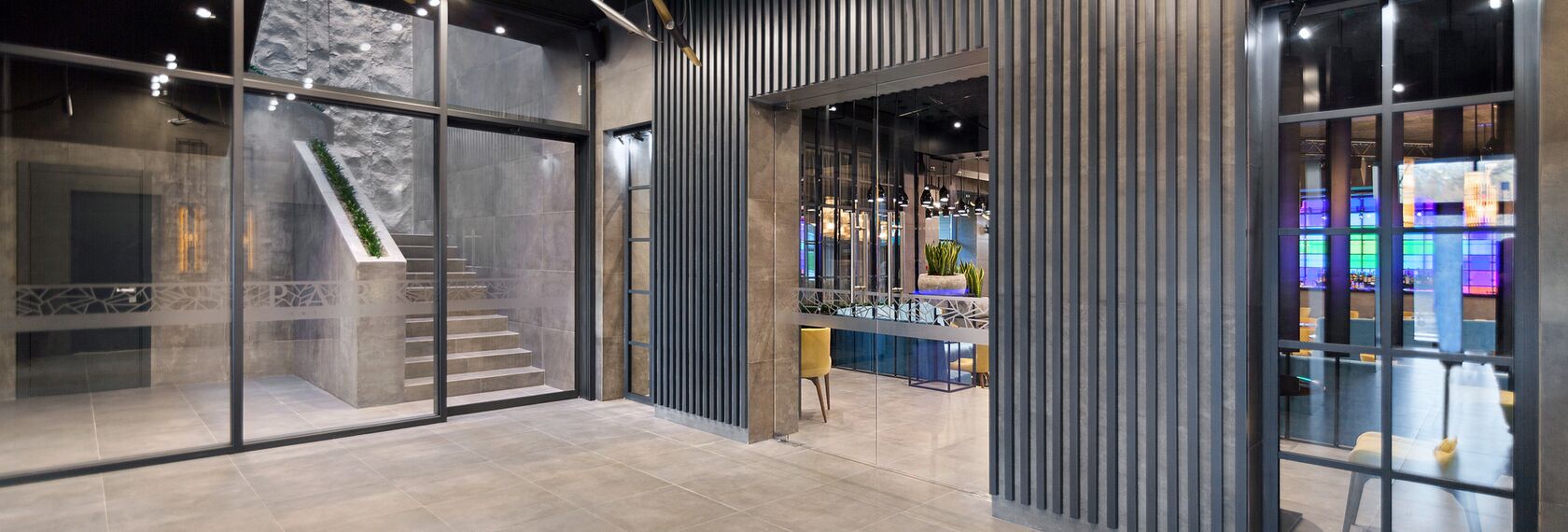 ConceptSystem 77 Fenêtres et CW 50-HI Murs rideaux - Park Art of Rest situé à Lviv, Ukraine