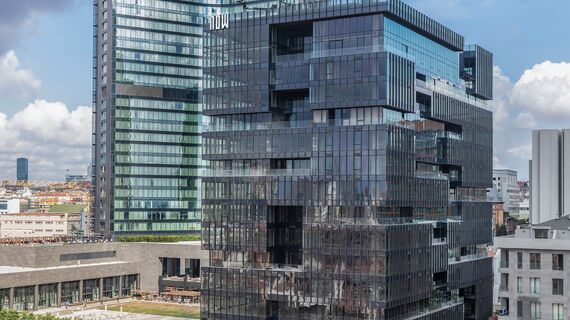 ConceptWall 60 Murs rideaux, HiFinity Coulissants et ConceptSystem 68 Portes - Complexe immobilier Now Bomonti situé à Istanbul, Turquie