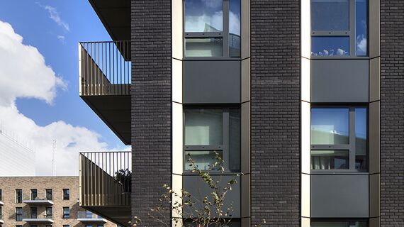 ConceptSystem 77 Fenêtres, ConceptSystem 77 Portes, CS 86-HI (c) Systèmes annulés et ConceptWall 50 Murs rideaux - Wembley Park situé à London, Royaume-Uni