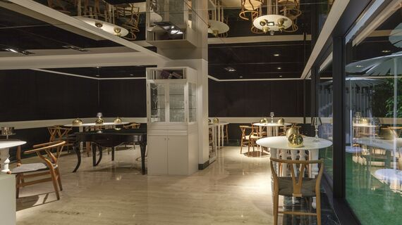 HiFinity Coulissants - Entertainment Restaurant Quique Dacosta situé à Alicante, Espagne