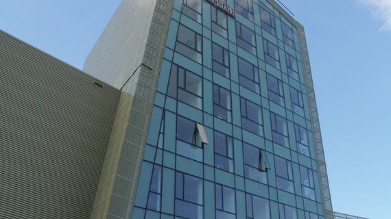 ConceptSystem 77 Fenêtres, ConceptWall 50 Murs rideaux, ConceptSystem 77 Portes et CW 50-SC Murs rideaux - Warehouse Sofstok situé à Sofia, Bulgarije