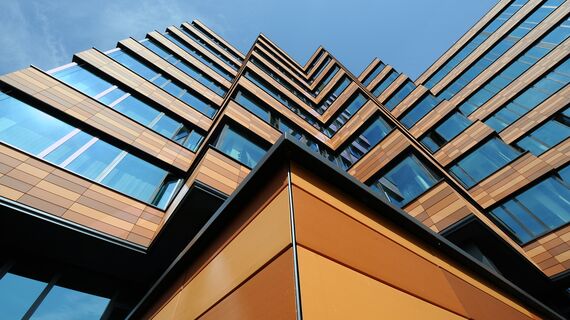 CS 86-HI (c) Systèmes annulés et ConceptWall 50 Murs rideaux - Office building Sudop Office Building situé à Prague, République tchèque