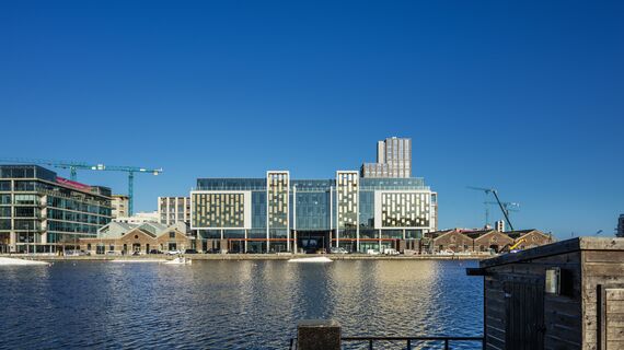 ConceptWall 50 Façades and ConceptSystem 77 Doors - Office building The Reflector located in Dublin, Ireland